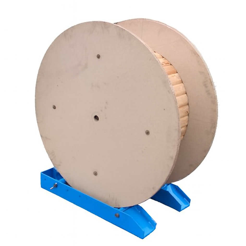 Cable drum roller stand with wooden reel for cable payout