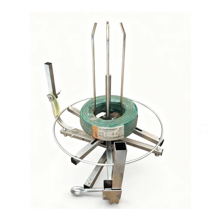 Spinning Jenny wire dereeler with fence wire coil for controlled payout